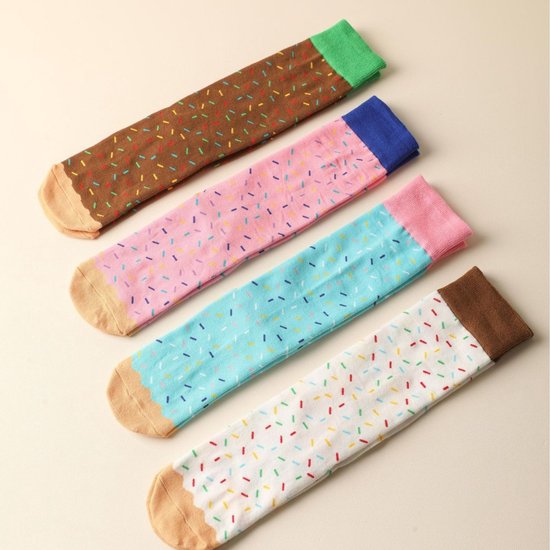 Vavida Sokken - Donuts - 4 Paar - Cadeau - Joe's Donuts - Kerst - Sinterklaas - One Size - Luxe Geschenkverpakking
